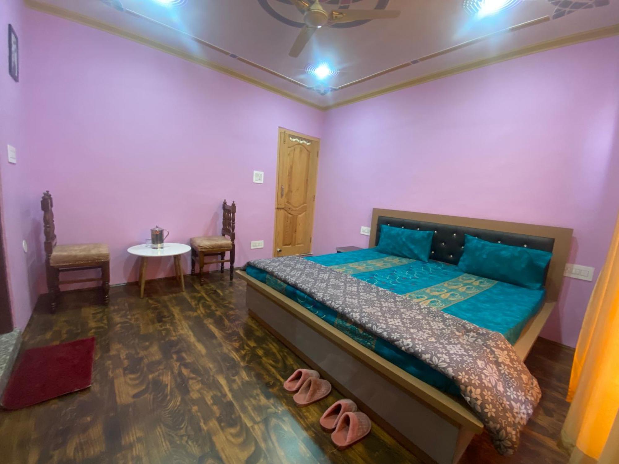 Homestay Penthouse Srinagar (Jammu and Kashmir)